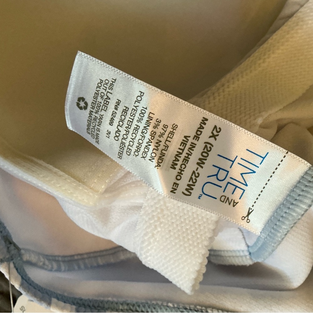 NWT Time and Tru Light Blue Striped swimsuit size 2xl - Picture 4 of 6